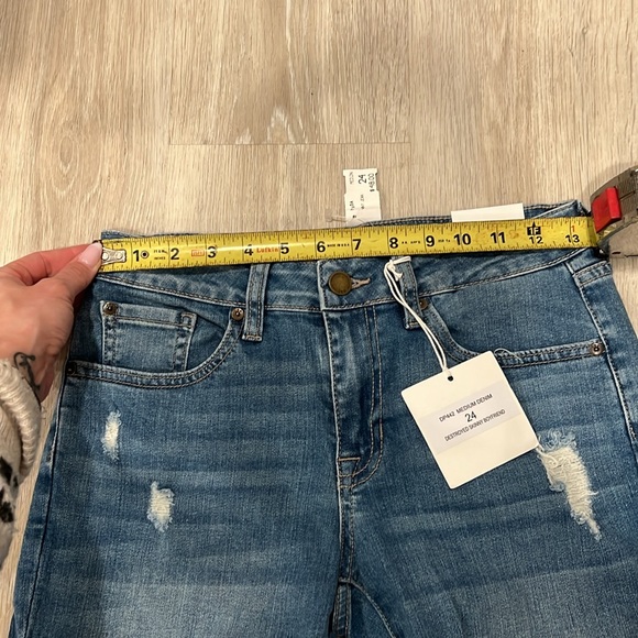 JBD Distressed Boyfriend Skinny Jeans - Picture 7 of 9